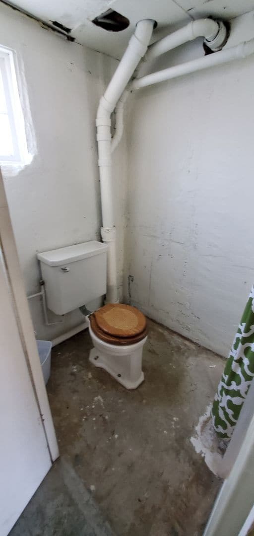 Building Photo - Pre-leasing September - 4bd/2bath