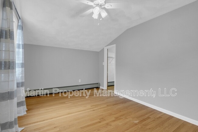 Building Photo - 102 Orange St