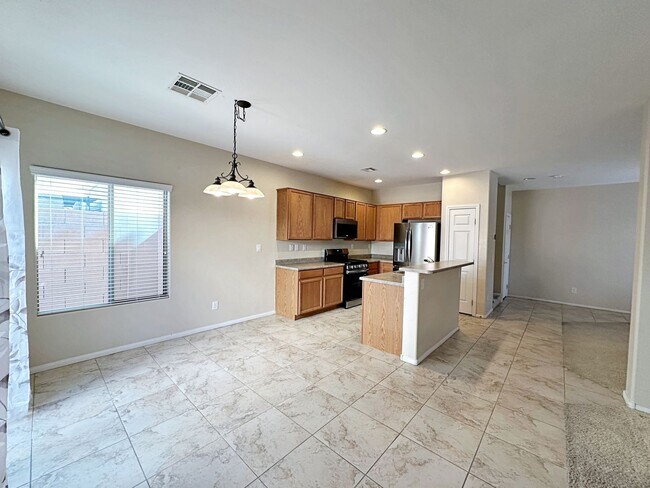 Building Photo - 3 BEDROOM + LOFT HOME IN GATED COMMUNITY IN NORTHWEST