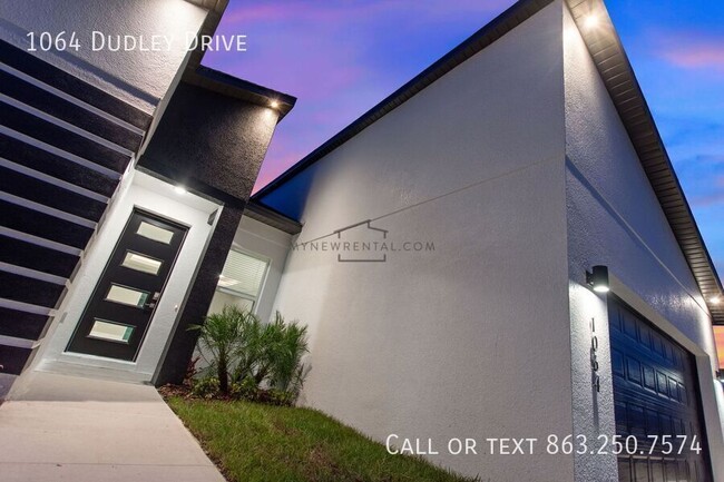 Building Photo - 1064 Dudley Dr