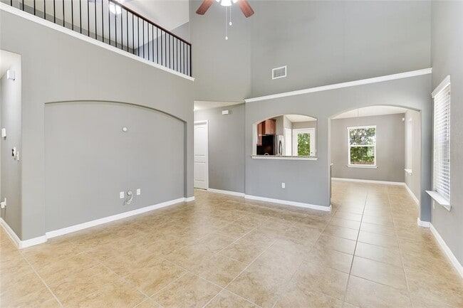 Building Photo - 371 Purple Martin Ave