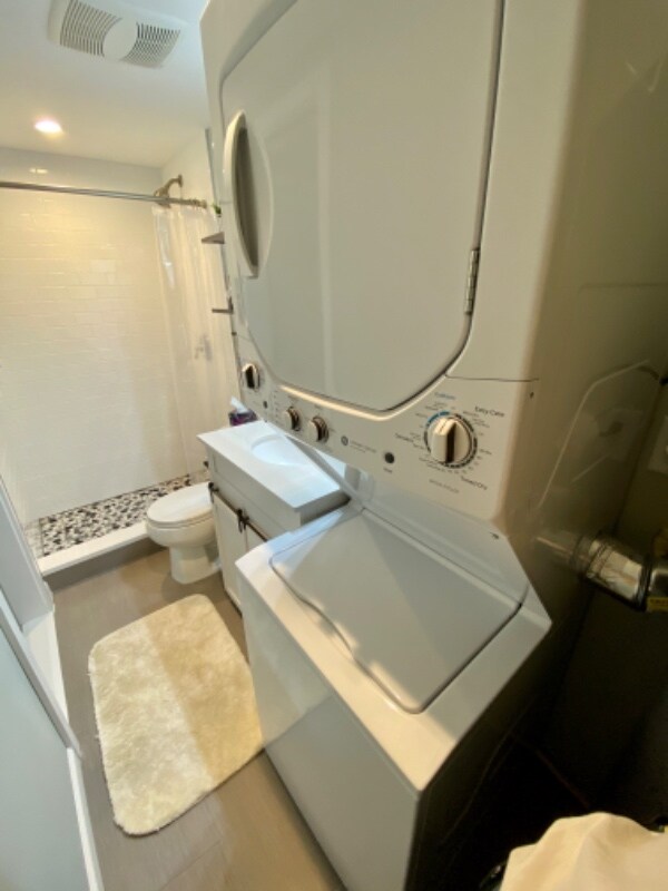 Building Photo - 40 Fillow St