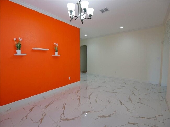 Building Photo - 305 Navigator Dr
