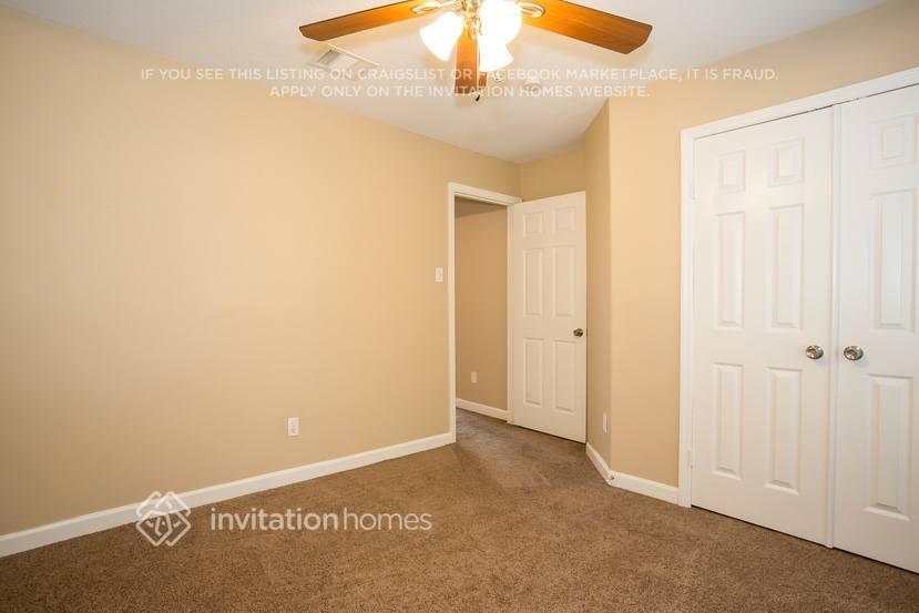Building Photo - 2119 Autumn Cove Dr
