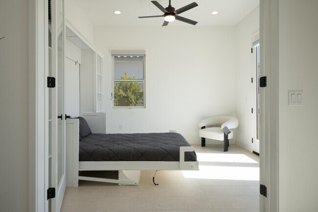 Building Photo - 57535 Cherrywood Pl