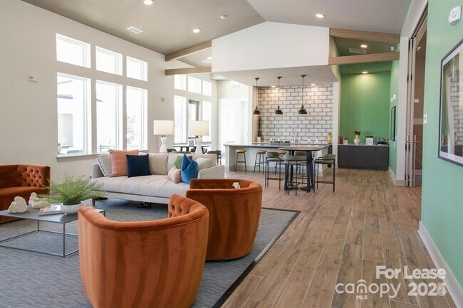 Building Photo - 225 Rhyne Rd