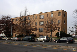 Building Photo - New Hampshire House