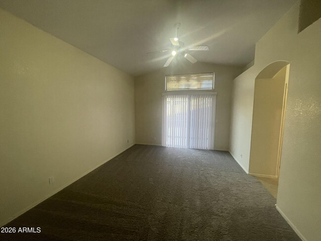 Building Photo - 1122 E Butler Dr