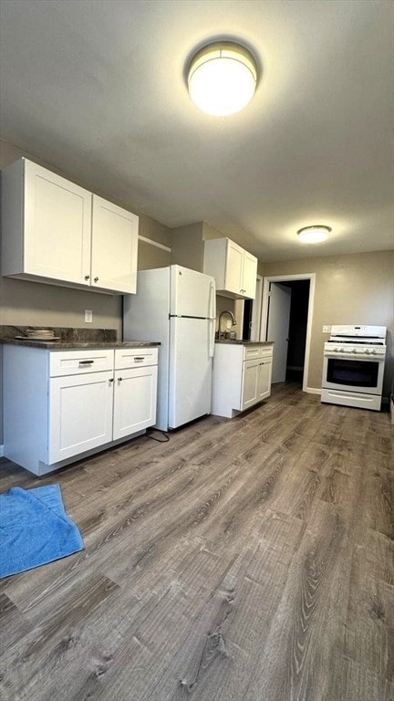 Building Photo - 220 Hamilton St