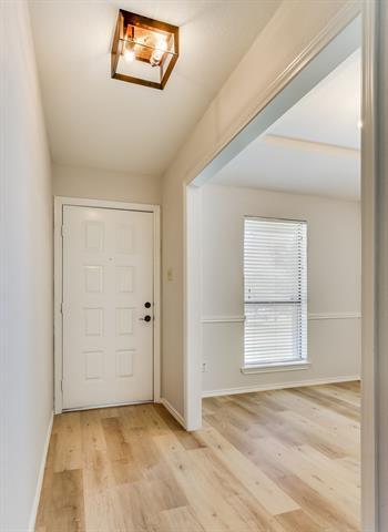 Building Photo - 331 Aspenway Dr