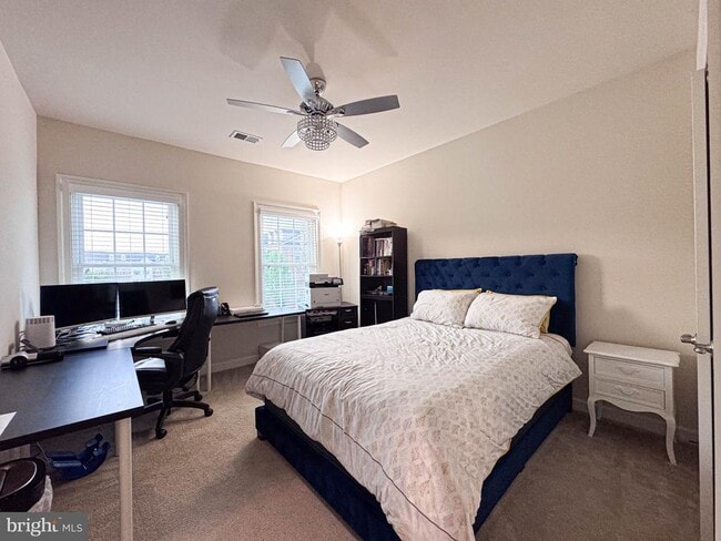 Building Photo - 41523 Cross Canter Dr