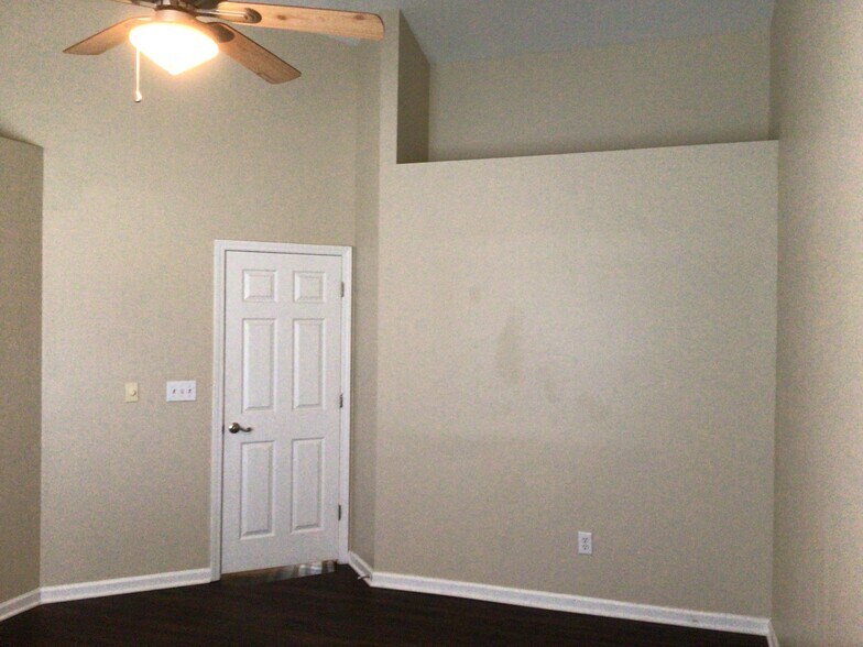 Building Photo - 7534 Sparkleberry Dr