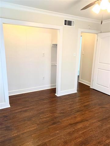 Building Photo - 320 Elm Dr