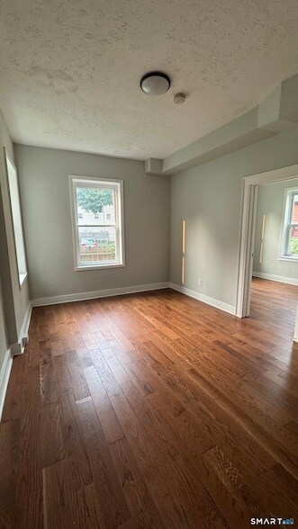 Building Photo - 485 Howard Ave