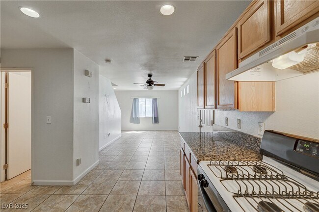 Building Photo - 2275 Windmill Grove Ct