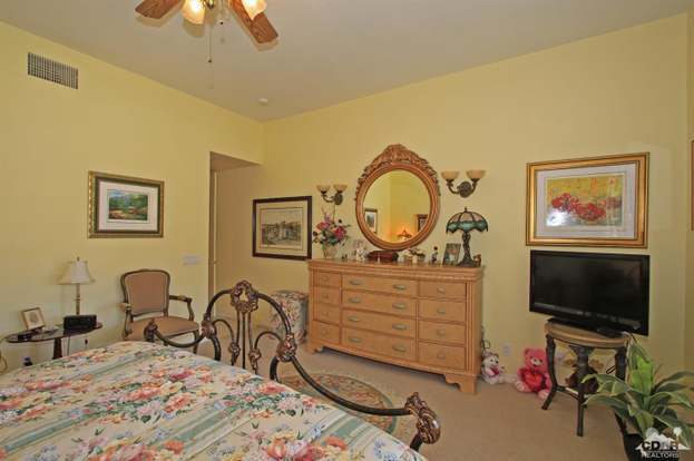 Building Photo - 76975 Roadrunner Dr