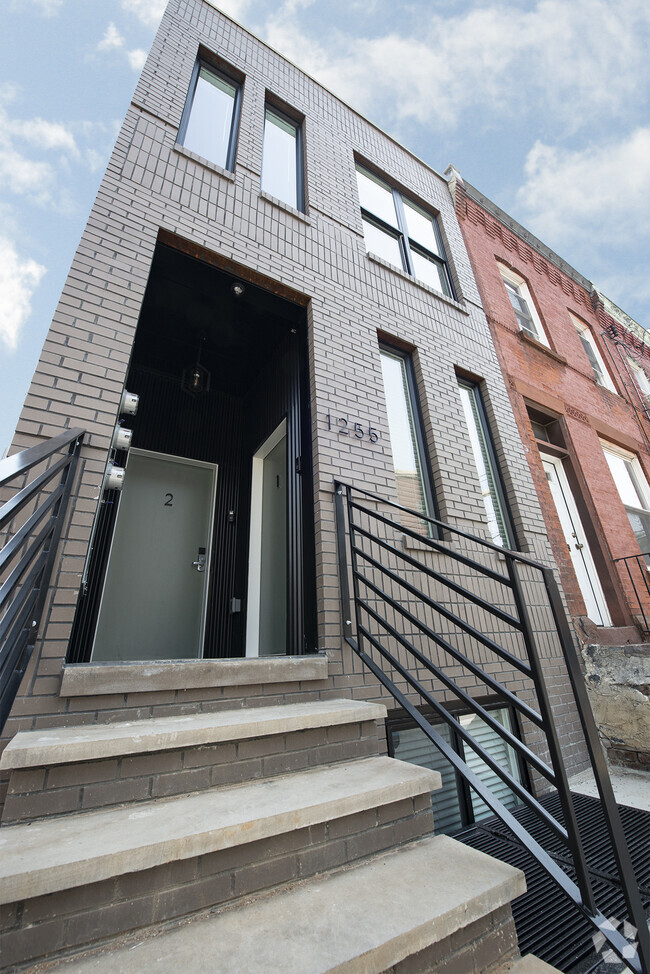 Building Photo - 1255 N 24th St