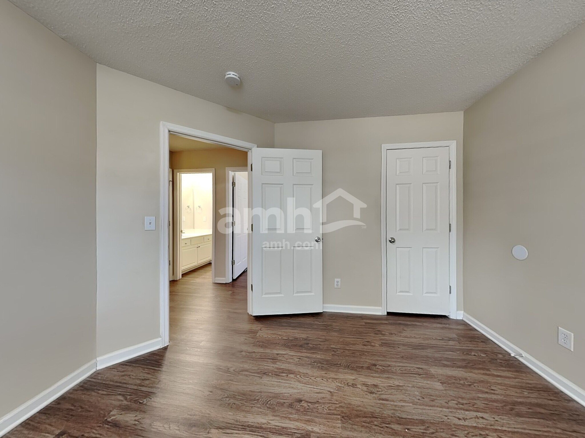 Building Photo - 124 Tudor Downs Rd