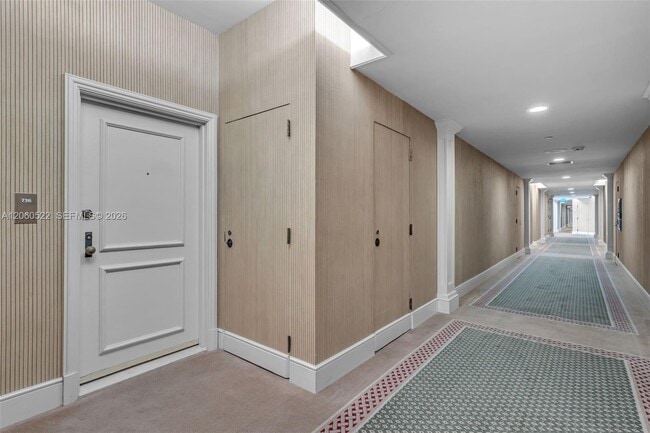 Building Photo - 151 Crandon Blvd
