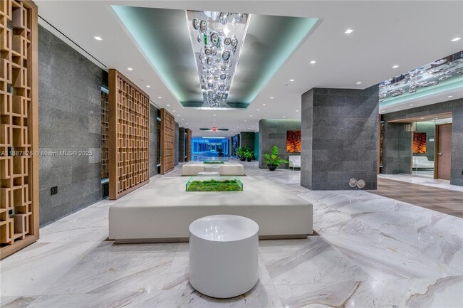 Building Photo - 400 Sunny Isles Blvd