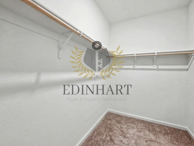 Building Photo - 7198 E Normal Ave