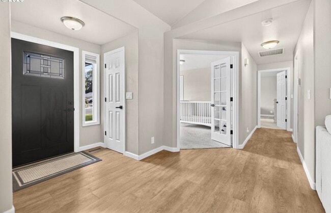 Building Photo - 1485 Luella St