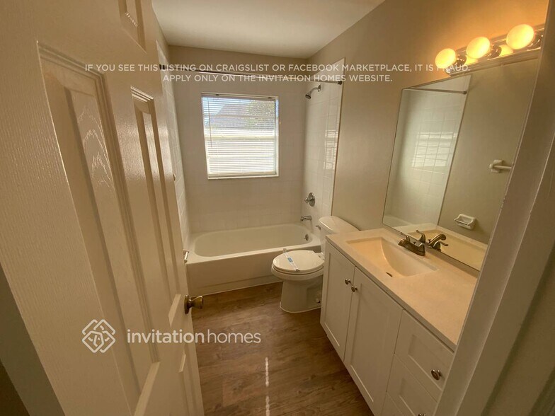 Building Photo - 733 Dutch Neck Ct