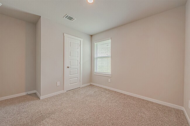 Building Photo - 19010 Norbury Pk Ln