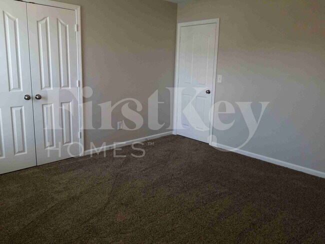 Building Photo - 1309 Waldridge Ct