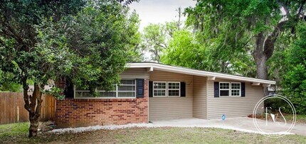 Building Photo - RATE DROP ALERT (was $2300/month)!