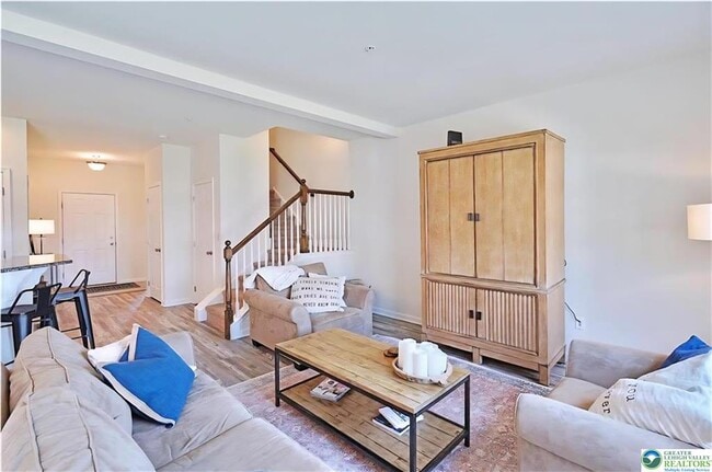 Building Photo - 229 Snapdragon Way