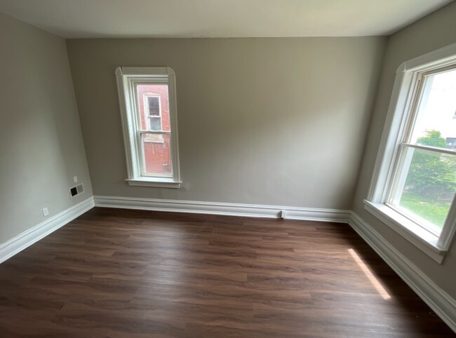 Building Photo - 3214 Natural Bridge Ave