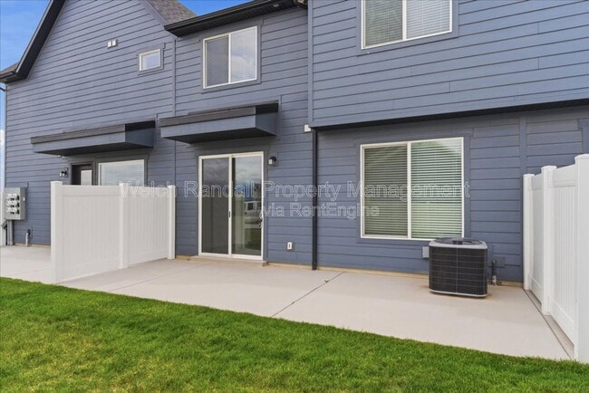 Building Photo - 3668 S 4525 W