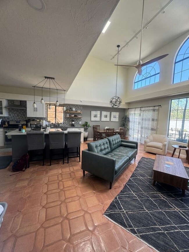 Building Photo - 4300 N Rillito Creek Pl