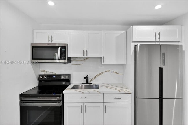 Building Photo - 428 NW 97th St