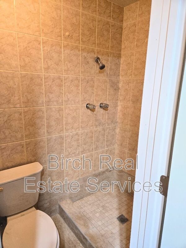 Building Photo - 4328 Baden Dr