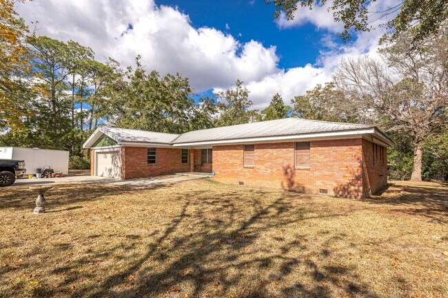 Building Photo - Home for Rent on the Bayou