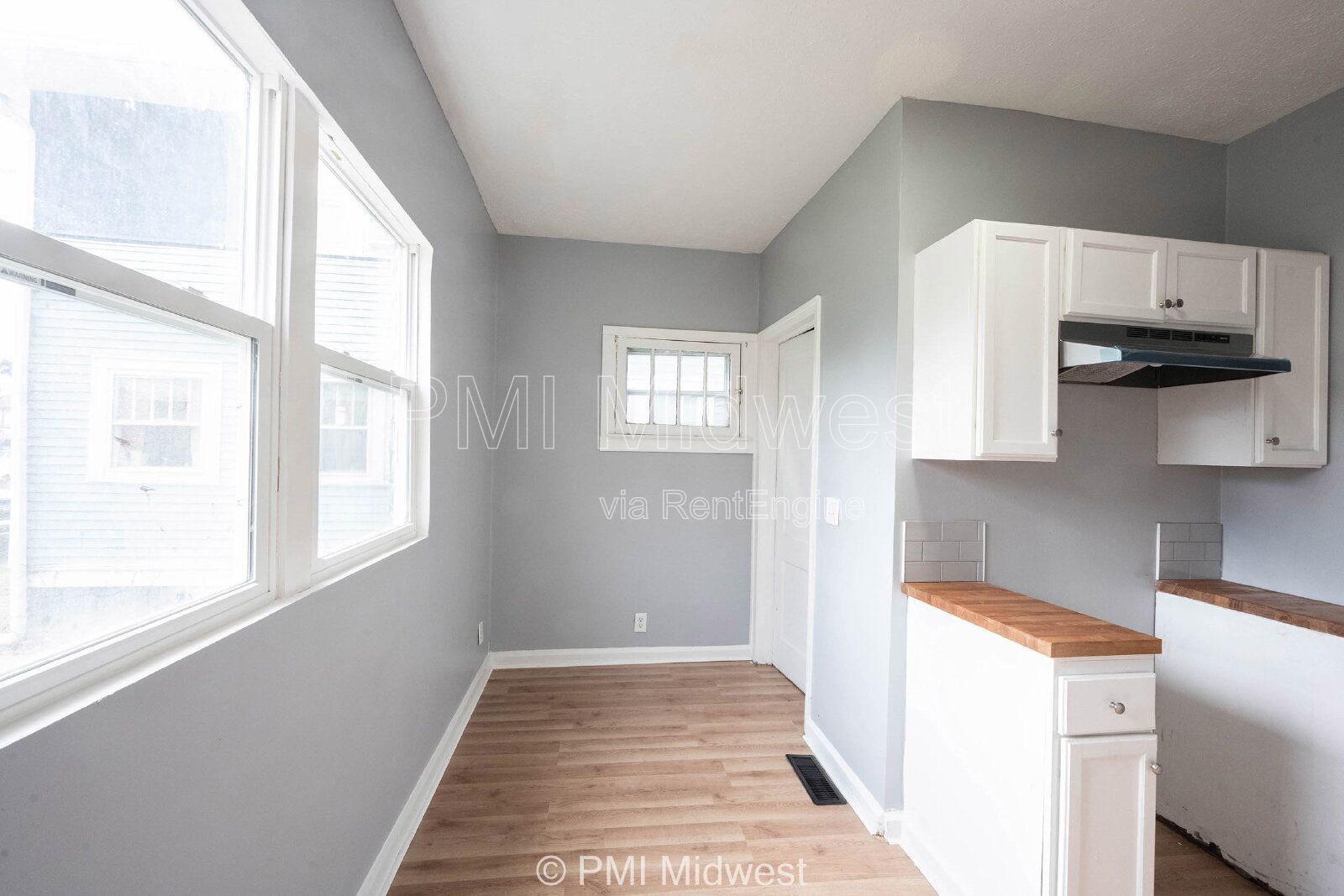 Building Photo - 3413 N Capitol Ave