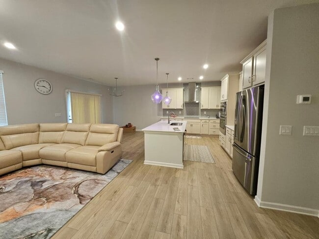 Building Photo - 1290 Jordan Brook Dr