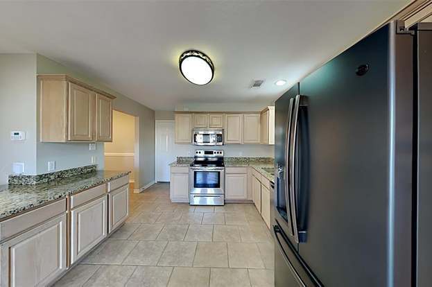 Building Photo - 13322 Hilltop Cir
