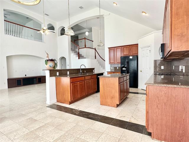 Building Photo - 4520 Avebury Dr