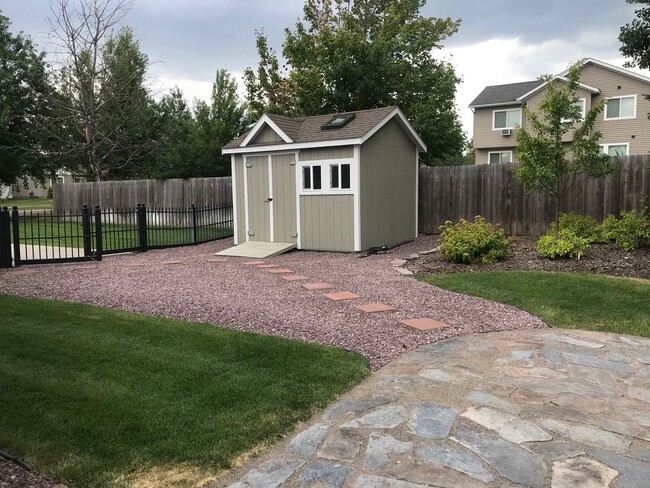 Building Photo - Great Curb Appeal