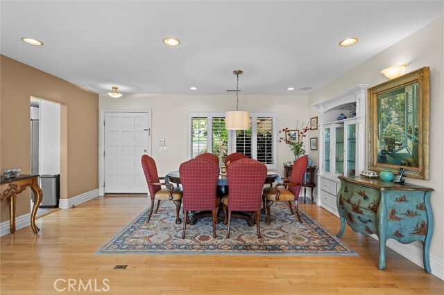 Building Photo - 2129 Palos Verdes Dr W