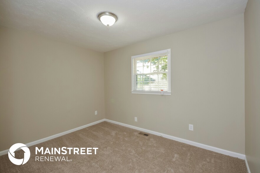 Building Photo - 10803 Mallard Dr