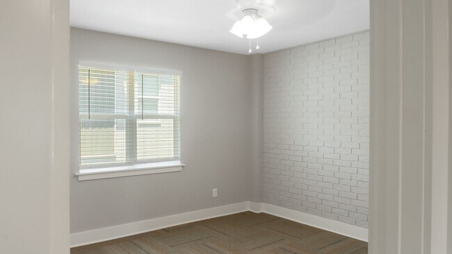 Building Photo - The Finley Downtown, Unit 323