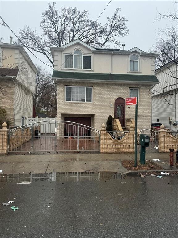 Building Photo - 359 Netherland Ave