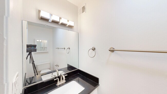 Building Photo - 450 Alameda del Prado