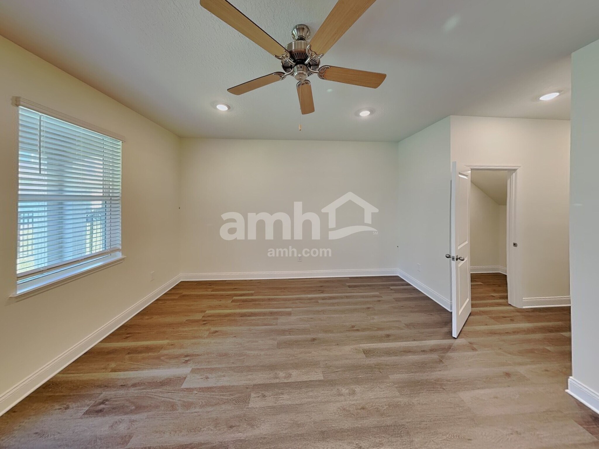 Building Photo - 983 Grafton Ridge Dr