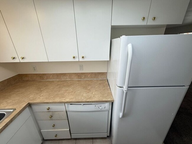 Building Photo - 4342 Ward Pl NE