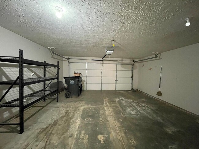 Building Photo - COMING SOON! Lovely, Upscale Home! All Electric, Garage, Fenced Backyard